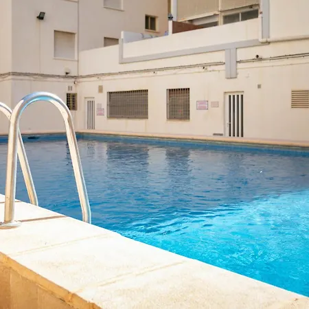 Segunda Linea Piscina Frente Al Mar Apartment *